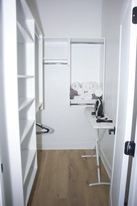 Appartamento Comfy Cozy And Cute Baltimora Esterno foto